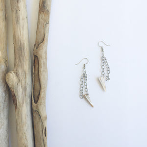 Akata Shell Earrings