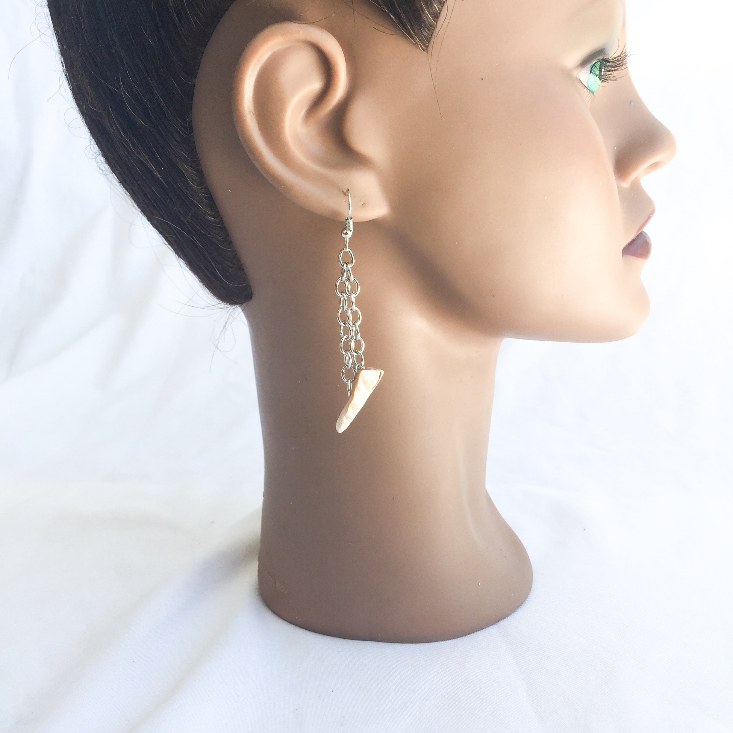 Akata Shell Earrings